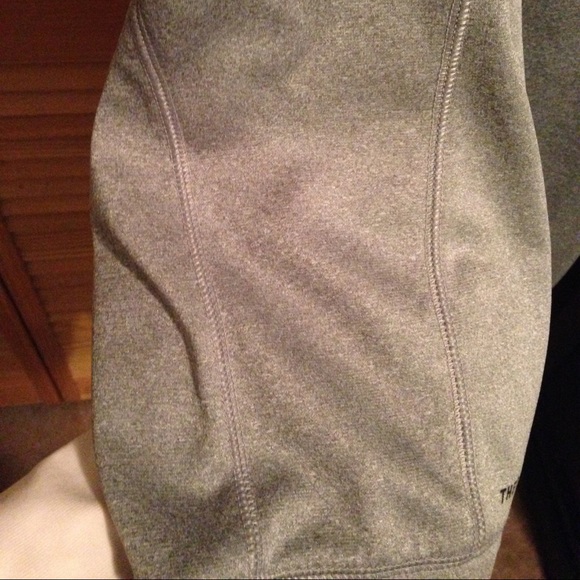Gray & Black Nike Therma-Fit Sweater - Picture 5 of 6